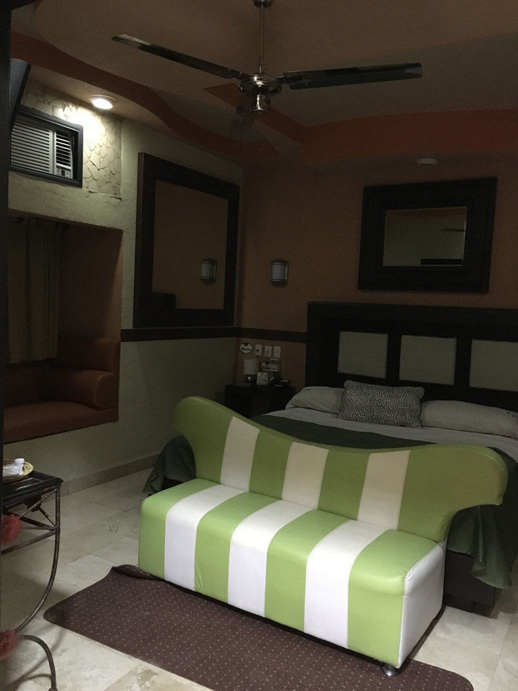 Villas Y Suites Paraiso Del Sur 库埃纳瓦卡 外观 照片