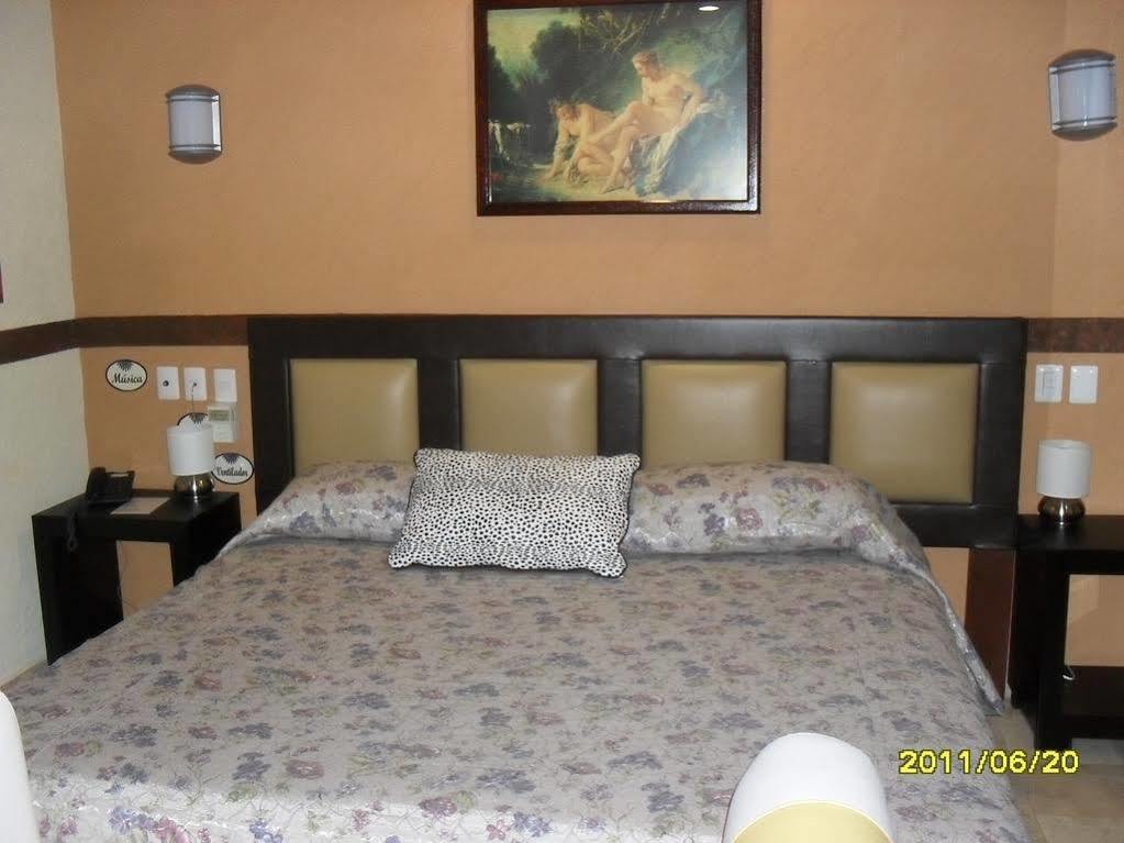 Villas Y Suites Paraiso Del Sur 库埃纳瓦卡 外观 照片